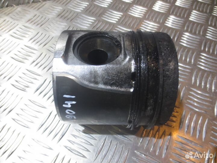 Поршень Mahle/knecht 108L48