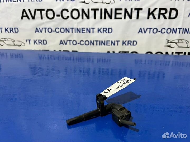 Датчик abs задний левый Toyota Mark X GRX120 4GR