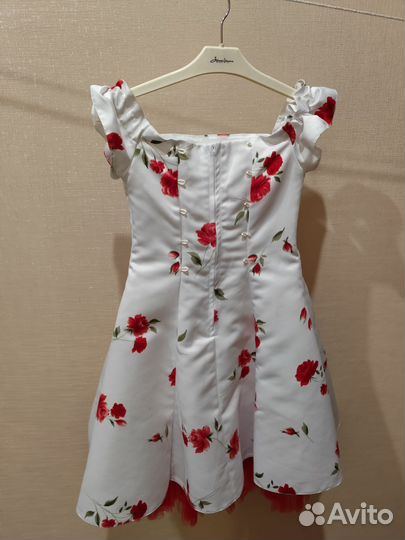 Нарядное платье для девочки 134