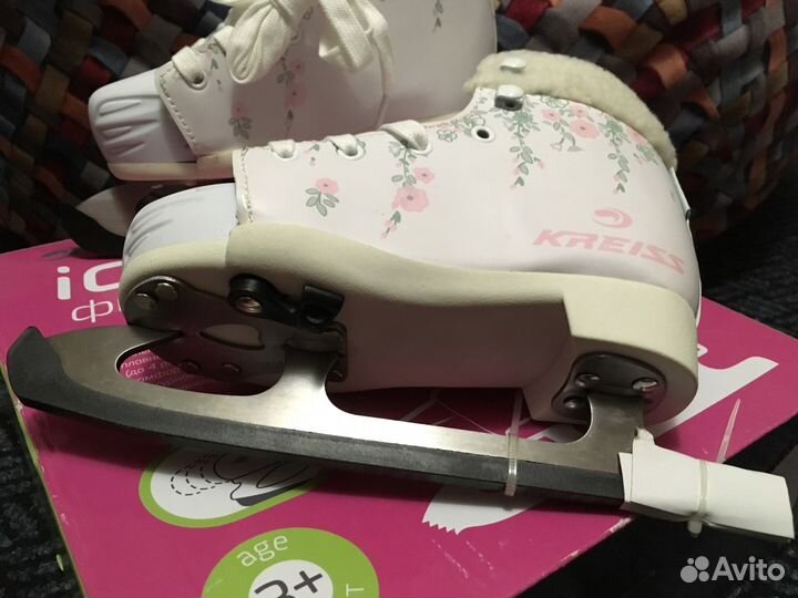 Коньки для девочек новые