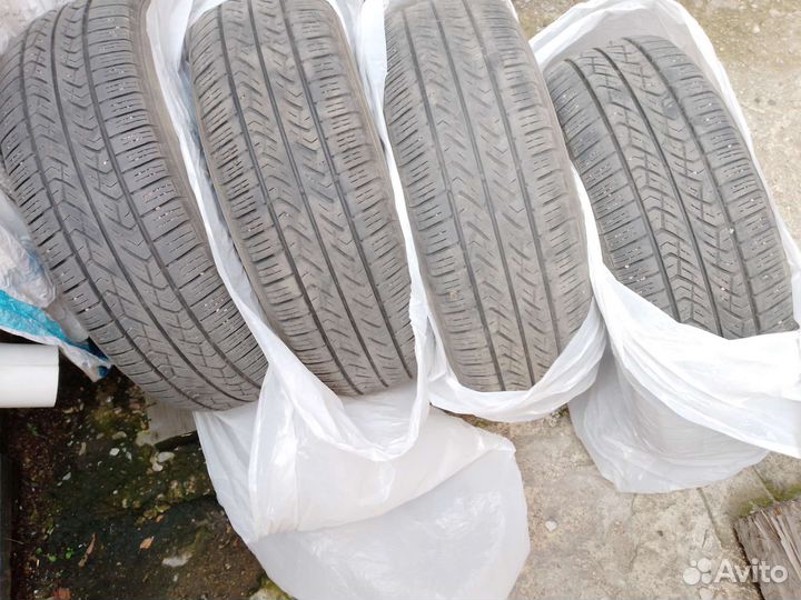 Yokohama Geolandar G95 225/60 R17