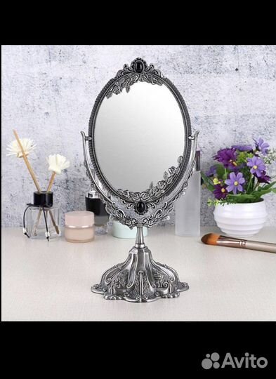Настольное зеркало