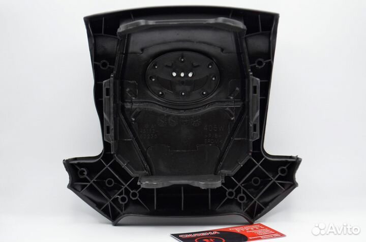 Рулевая накладка Toyota Land Cruiser 200