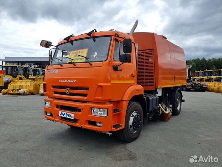 Ко-318Д на шасси камаз-53605 (пылесос)