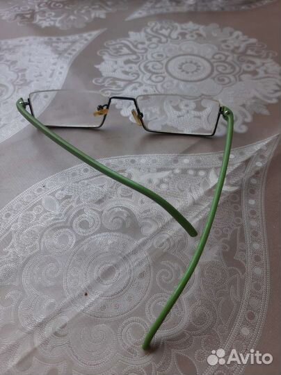Очки с очешником
