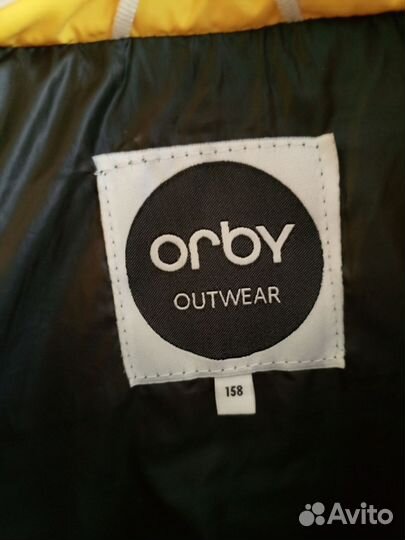 Жилеты фирм.для мальчика р. 158