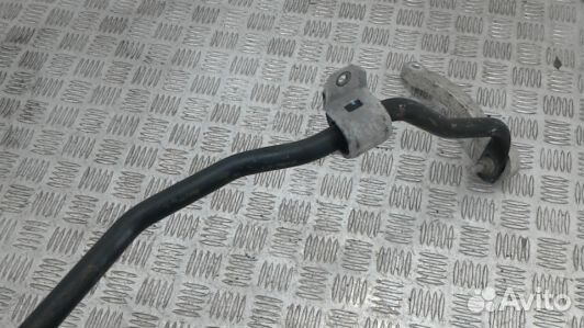 Стабилизатор поперечной устойчивости заднего моста