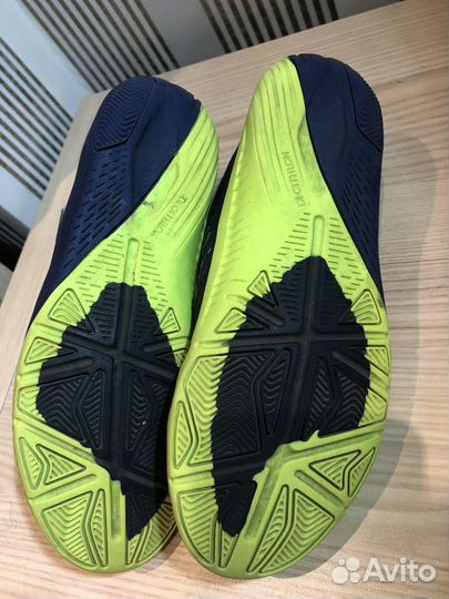 Футзалки декатлон