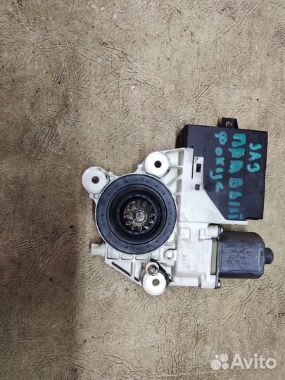 Моторчик стеклоподъёмника задний правый ford focus