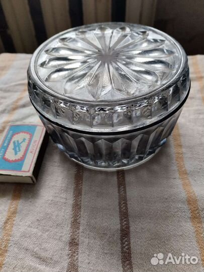 Ваза для фруктов на ножке цветное стекло СССР