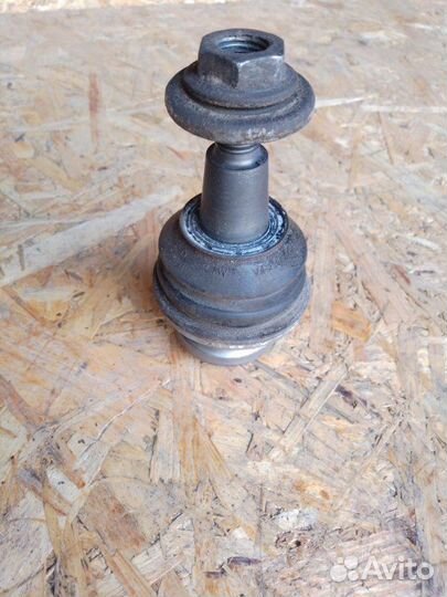 Шаровая опора передняя Audi A8 D4 long 4.2 cdra