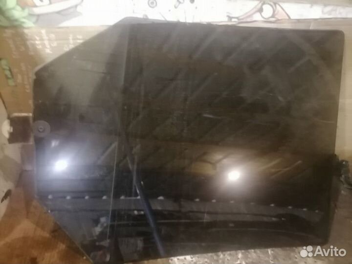 Стекло двери заднее левое Land Rover Range Rover S