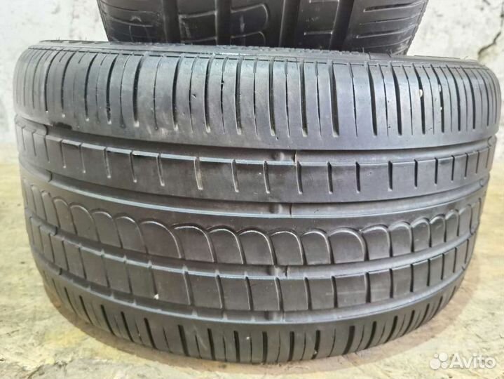 Pirelli P Zero Rosso 285/30 R18 93Y