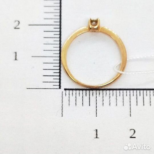 Золотое кольцо с бриллиантом 16,5р