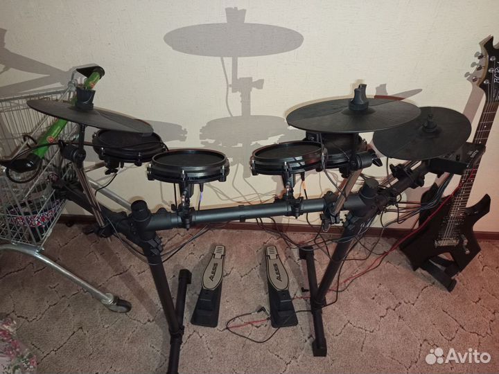 Электронные ударные alesis turbo mesh kit