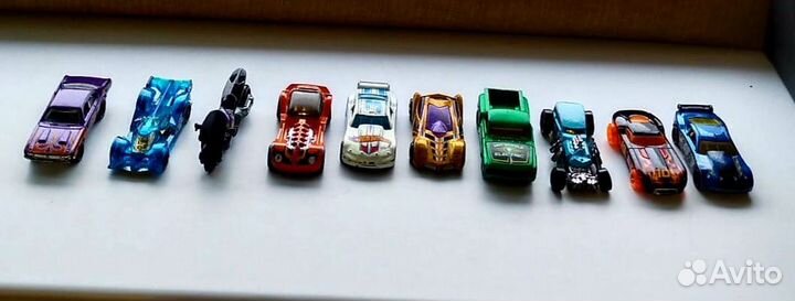 Hot wheels машинки