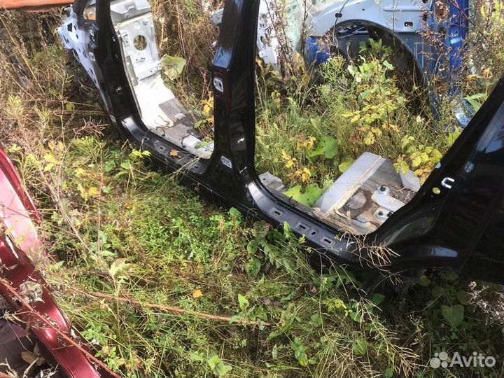 Порог со стойкой левый (Mazda CX-7)