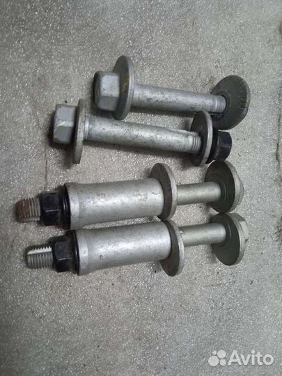 Болты Сход-развал kia Stinger