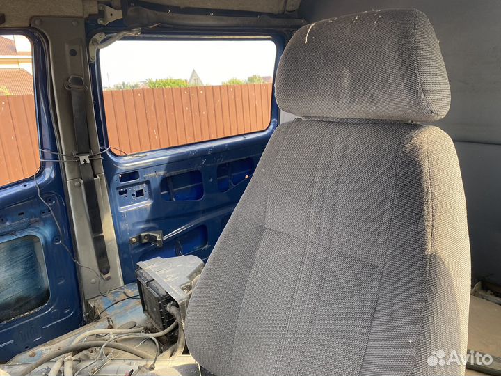 ГАЗ ГАЗель 2705 2.4 МТ, 2003, 1 км