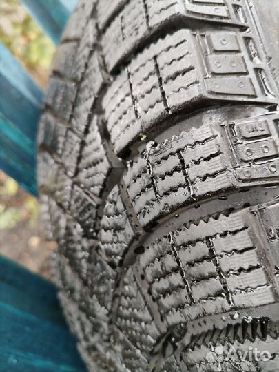 Pirelli Ice Zero 185/65 R15 92T