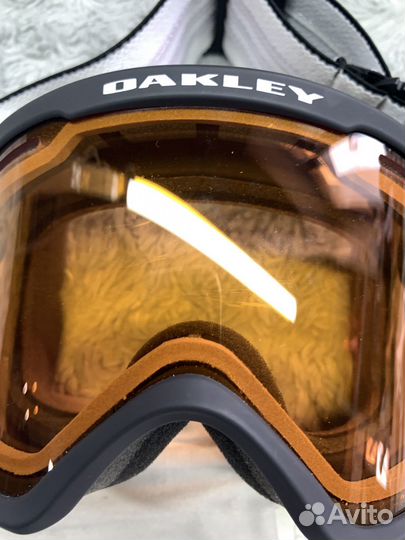 Горнолыжные очки Oakley