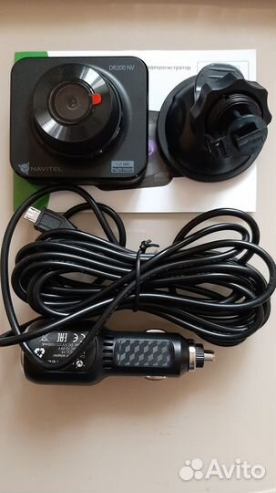 Видеорегистратор navitel DR200 NV