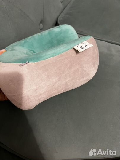 Массажная подушка для шеи