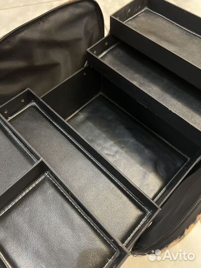 Чемодан для визажиста