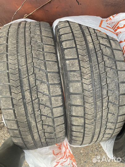 Bridgestone Blizzak VRX 225/55 R17