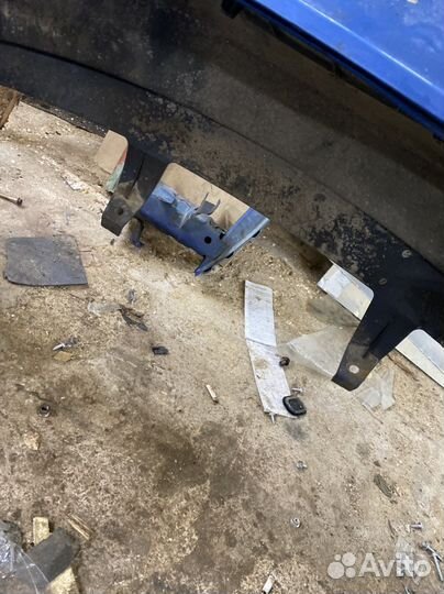 Задний бампер mazda 3 bk седан