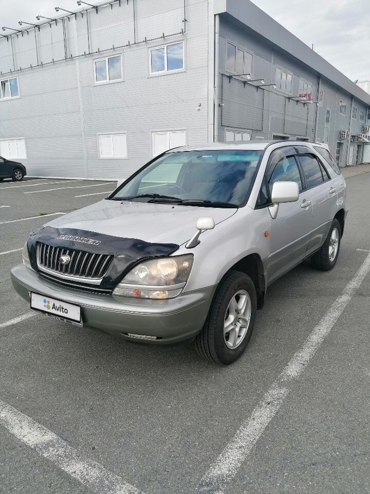 Toyota Harrier: фото владельца