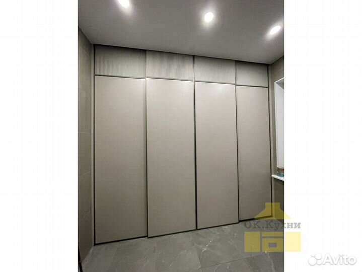 Встраиваемый шкаф