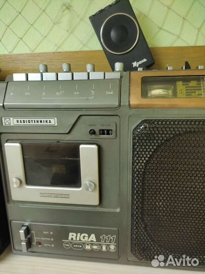 Кассетный магнитофон