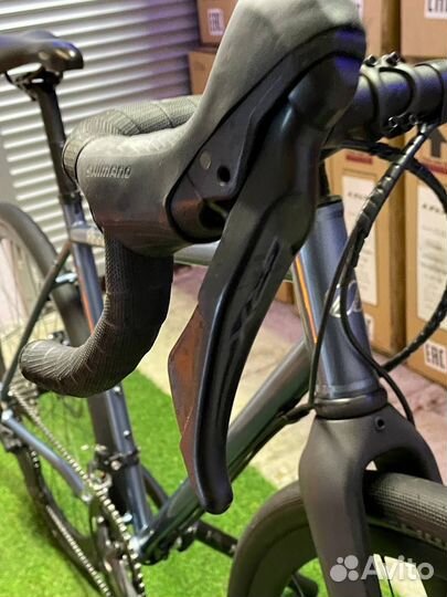 Crmo Gravel 8bar Mitte Steel V2 Shimano Grx