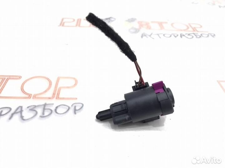 Концевик педали тормоза Audi Q5 (8R) 2008-2012