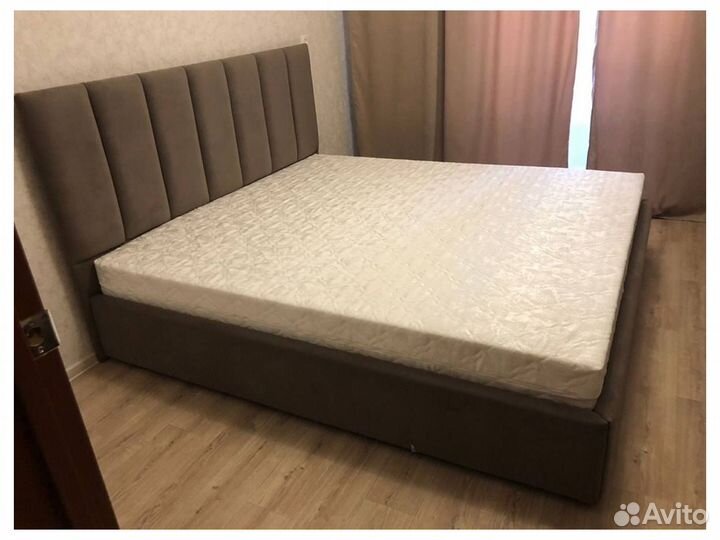 Кровать односпальная