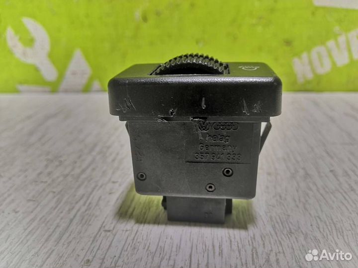 Кнопка корректора фар Фольксваген Пассат Б3