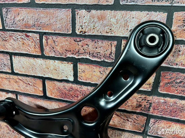 Рычаг подвески правый Solaris Rio 2017-2022