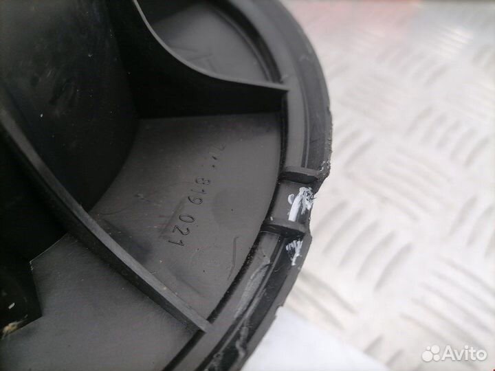 Моторчик печки для Ford Galaxy 1 1109798