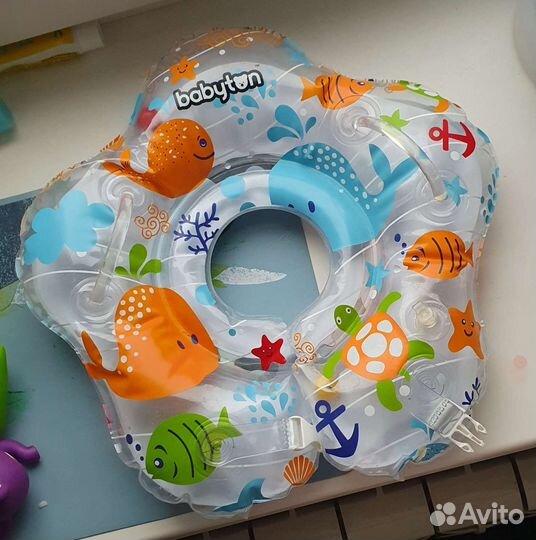Круг на шею для купания новорожденных