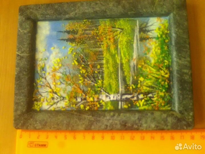 Панно из камня