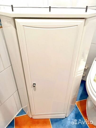 Тумба угловая в ванную