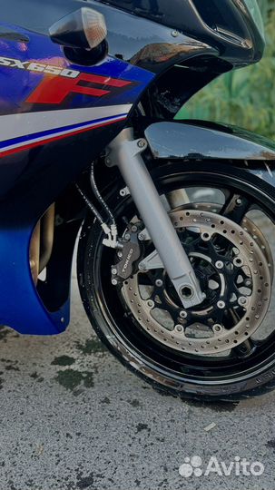 Мотоцикл suzuki 650