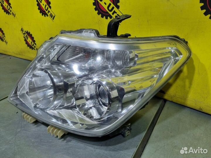 Фара передняя левая Nissan Patrol Y62 Y62 5.6 2011
