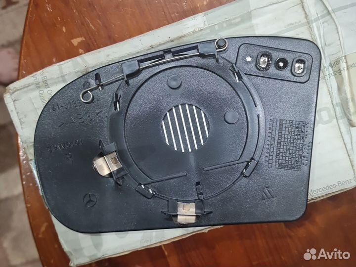 Зеркало боковое правое Mercedes C203,cl203,E 211