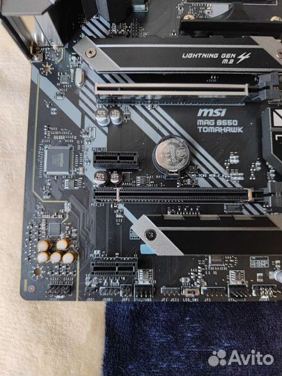 Материнская плата MSI B550 tomahawk