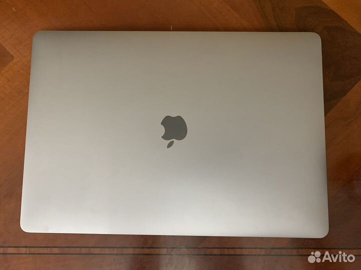 Apple MacBook Pro 15 2019 / i9 / 32gb / 1tb