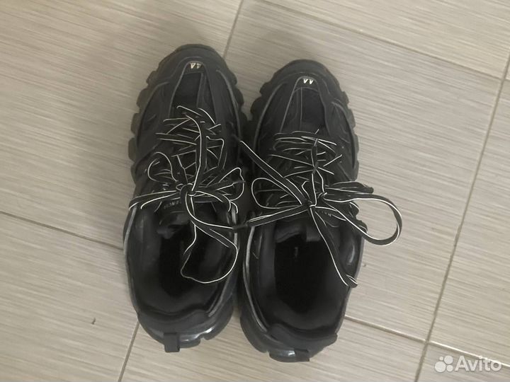 Balenciaga Track 1 black