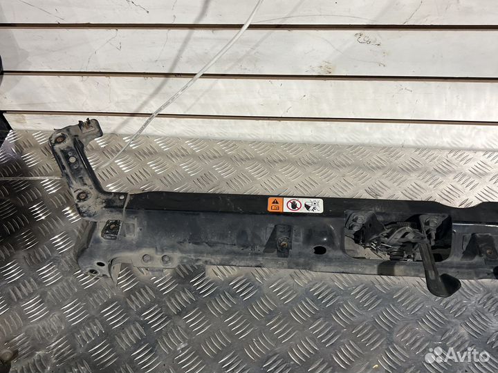 Верхняя рамка kia cerato 3