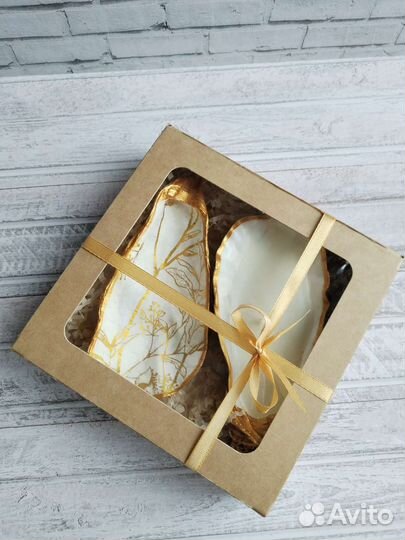 Подарочный набор из раковин устриц